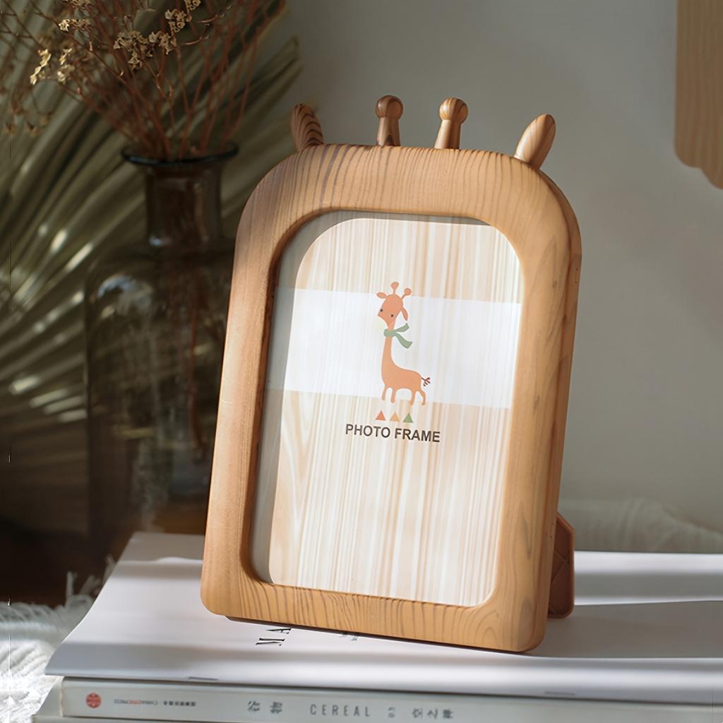 7-inch Photo Frame, Wall-mounted & Desktop Display, Simple Home and Office Decorative Ornament