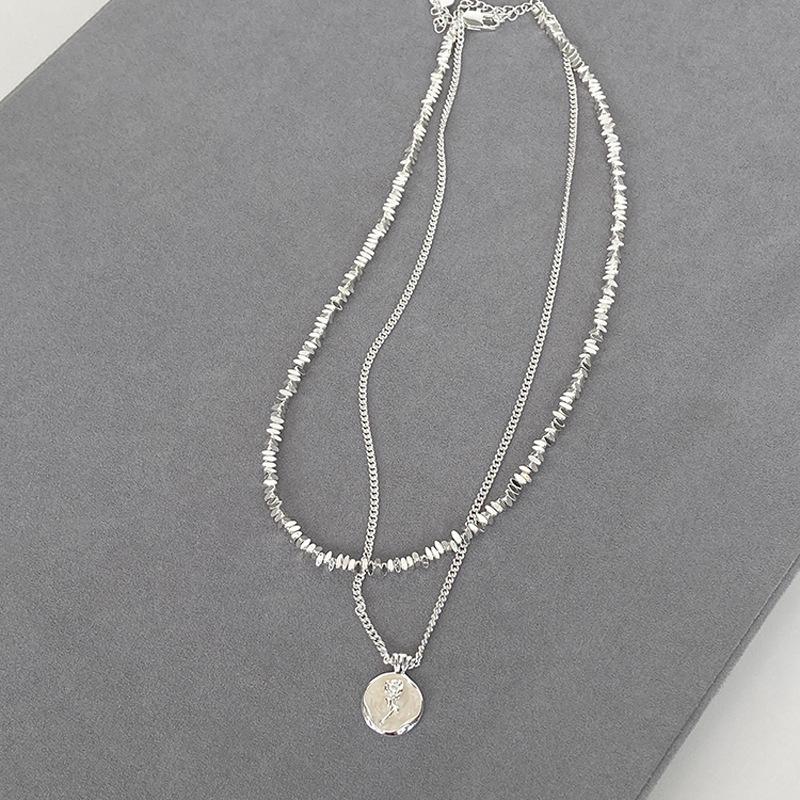 Broken silver disc flower pendant stacked necklace fashion temperament light luxury collarbone chain versatile niche high-end jewelry