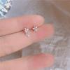 Sterling Ton Französisch Asymmetrisch Kreativ Kristallblume Vergoldung 14K Gold Ton Ohrringe Damen Süß Romantisch Dating SchmuckBlume