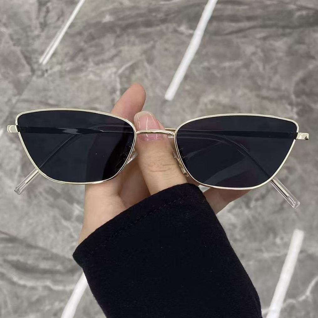 New Triangle Cat Eye Sunglasses Niche Design Punk Sun Glasses Men'S And Women'S Fashion Catwalk Glasses Trendy Shades Uv400