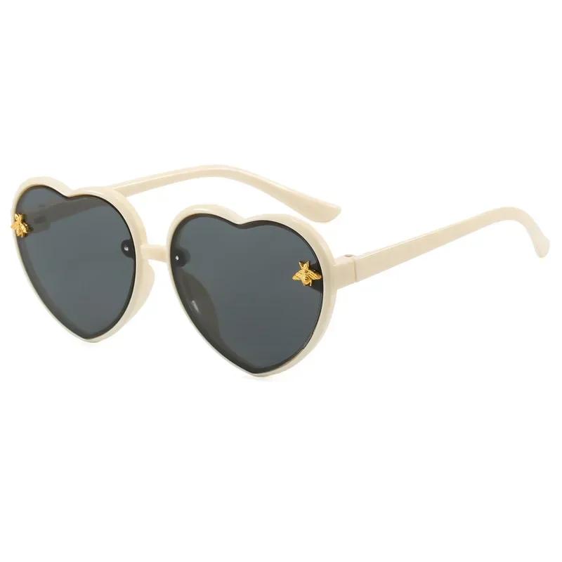 Kids Heart Shaped Sunglasses UV400 Protection Fashion Cartoon Glasses for Outdoor Beach Party Eye Care
