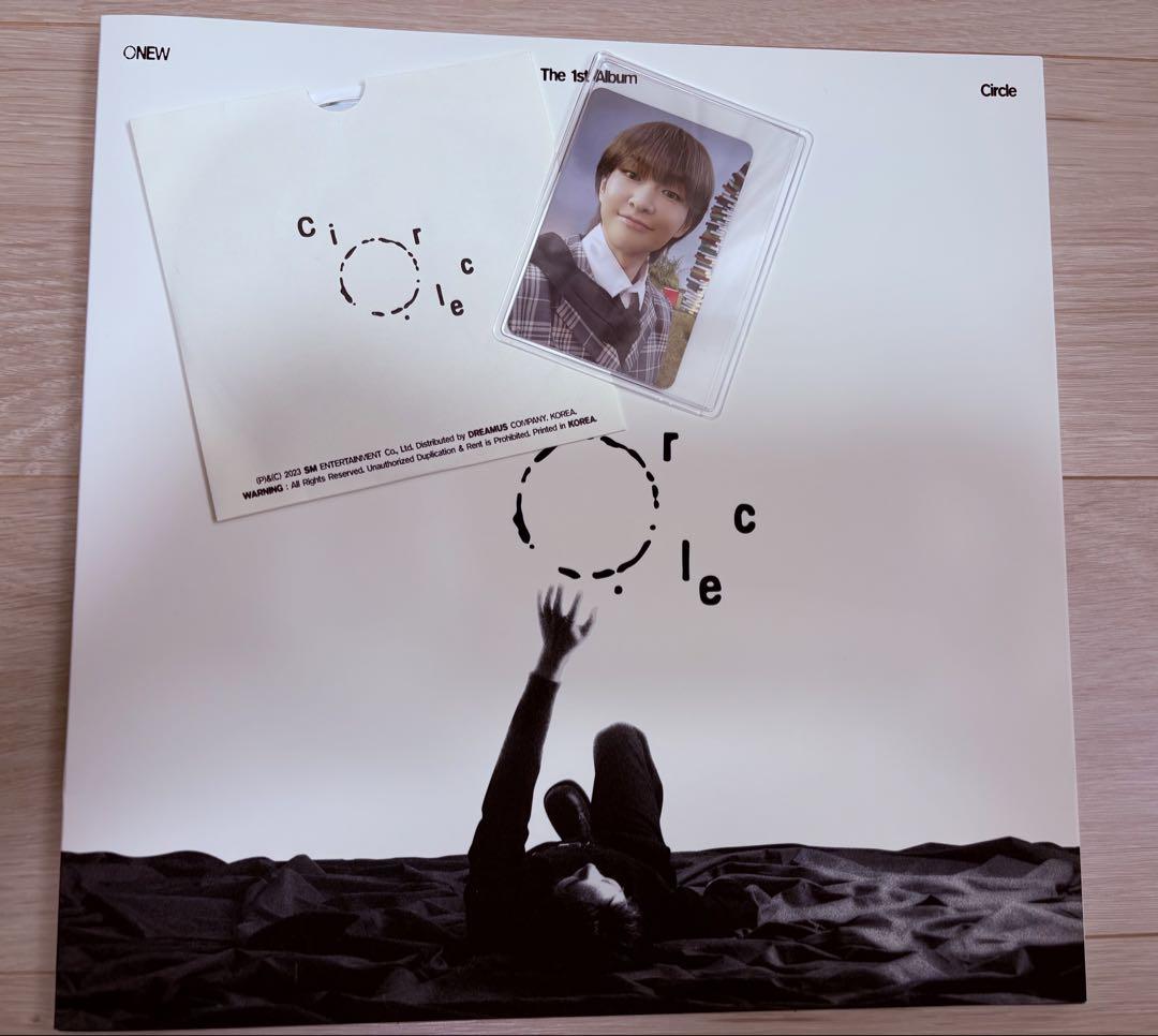 

[USED] ONEW 1st Album Circle with Photocard
