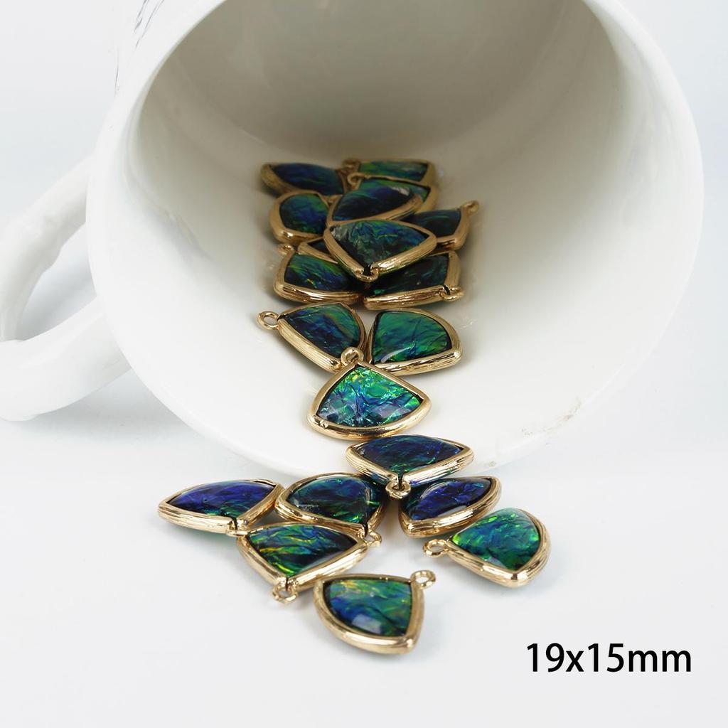 2 szt. Modny Sektorowy Kształt Miedź Oprawiona Podwójnie Jasna Żywica Amulet Wisiorek do Tworzenia Biżuterii