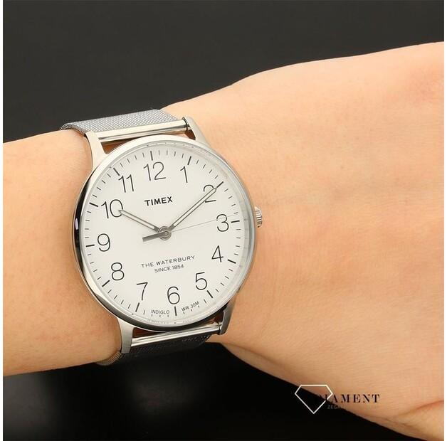 Timex Waterbury TW2R25800 Watch