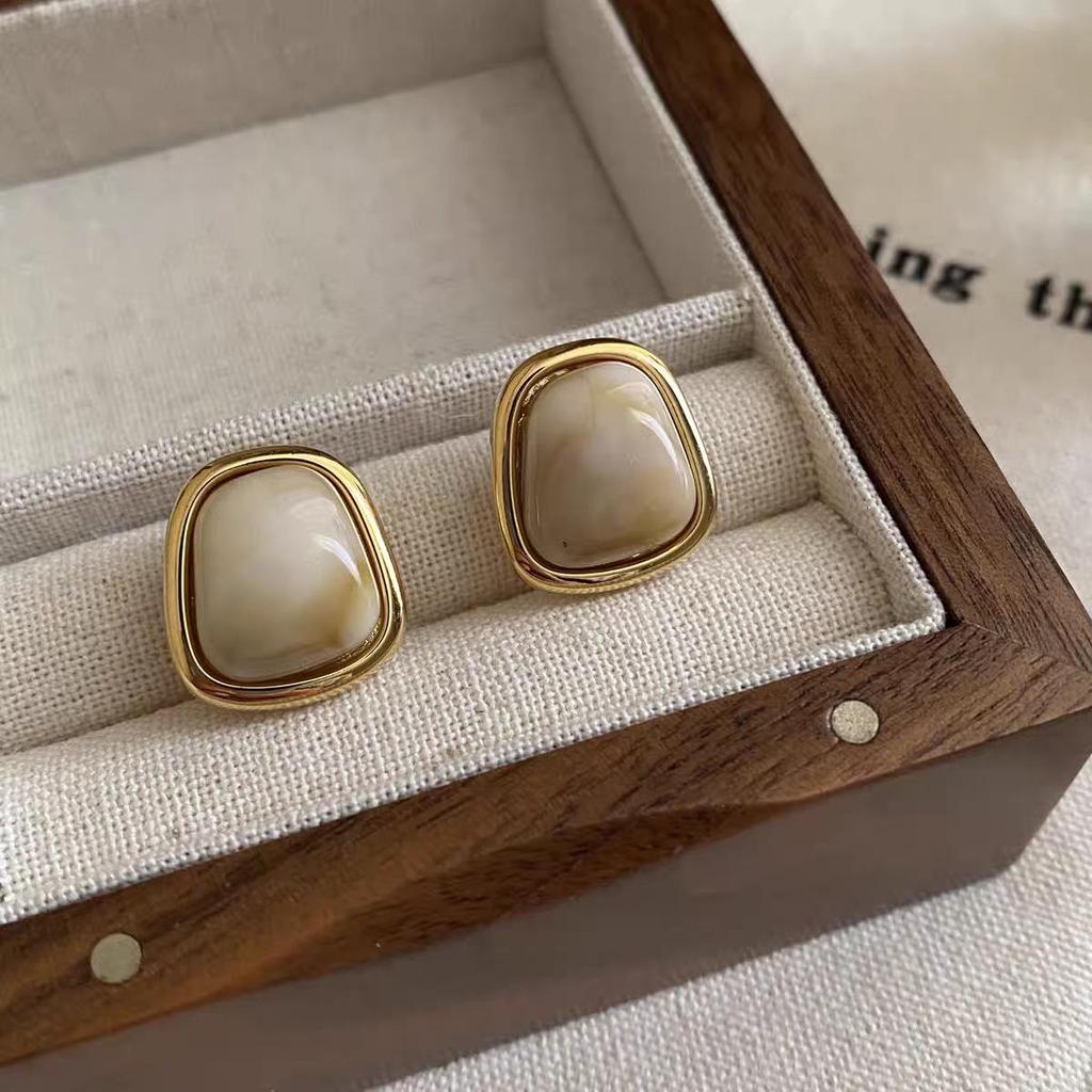 Maillard Caramel Brown Arc de Triomphe Enamel Earrings: Retro Drip Oil Round Hoop Earrings for Women