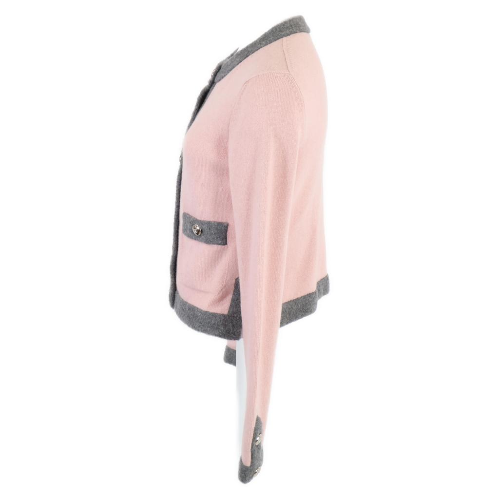 Chanel [New/Domestic Genuine] P71355K10217 CC Logos Button 100% Cashmere Tops 34 Pink / GrayUsed