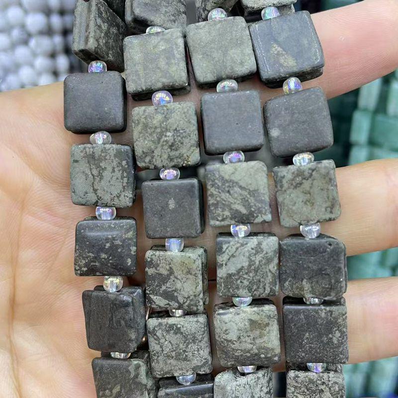 Naturstein Achat Kristall gerillte quadratische Schmuck-DIY-Accessoires, 10x10 unregelmäßige Stücke