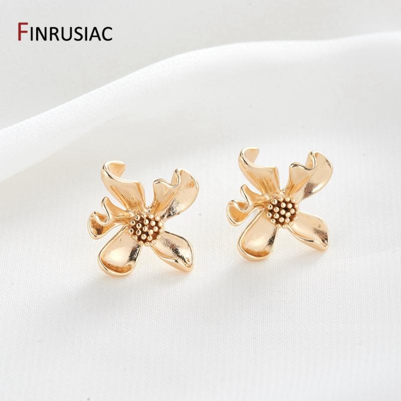 

Gold-Plated Brass Metal Korean Fashion Flower Earrings Simple Trendy Statement Earrings For Women s Gift Jewelry 1 Pair