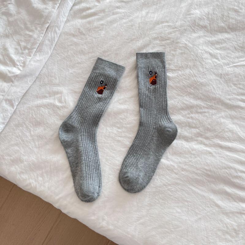 Little Girl Embroidered Mid-calf Socks Sketch, Simple Style, High-quality Pile Socks, Double-needle Embroidered Socks for Girls
