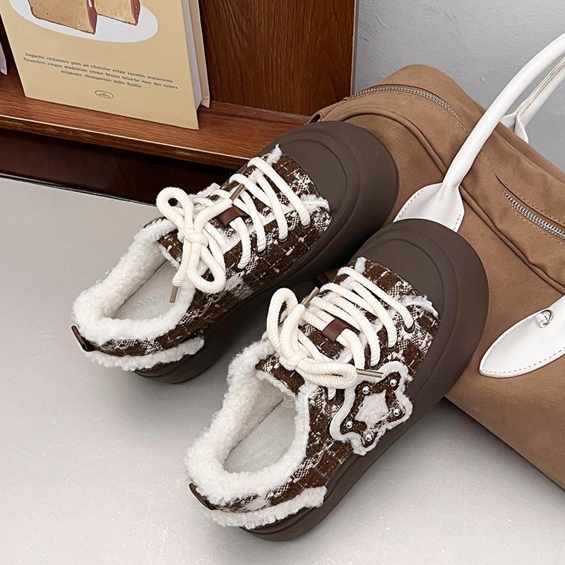

Cute ugly cute big head star bread shoes women s thick baseplate shoes winter student new fluffy plush casual cotton shoes 40 коричневий