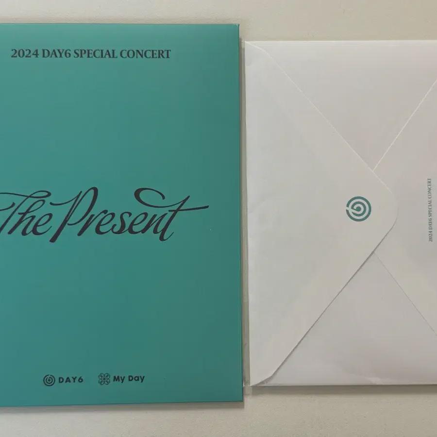 

Day6 24 Klcon Gift Con Maccon Admisation Gift & Madezon Postcard