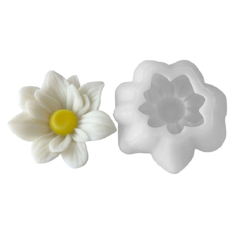 

Flexible Floral Candle Making Set With Food Grade Silicone for Craft Enthusiasts