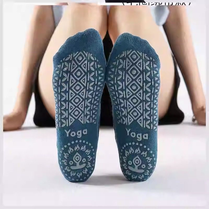 Women's Non-Slip Yoga Socks with Grippy Bottom for Pilates & Hot Yoga, Breathable Quick-Dry`