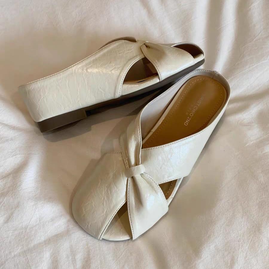 Baotou half slippers women wear thick soles niche high sense 2025 summer thin silver inner height increase cool slippers