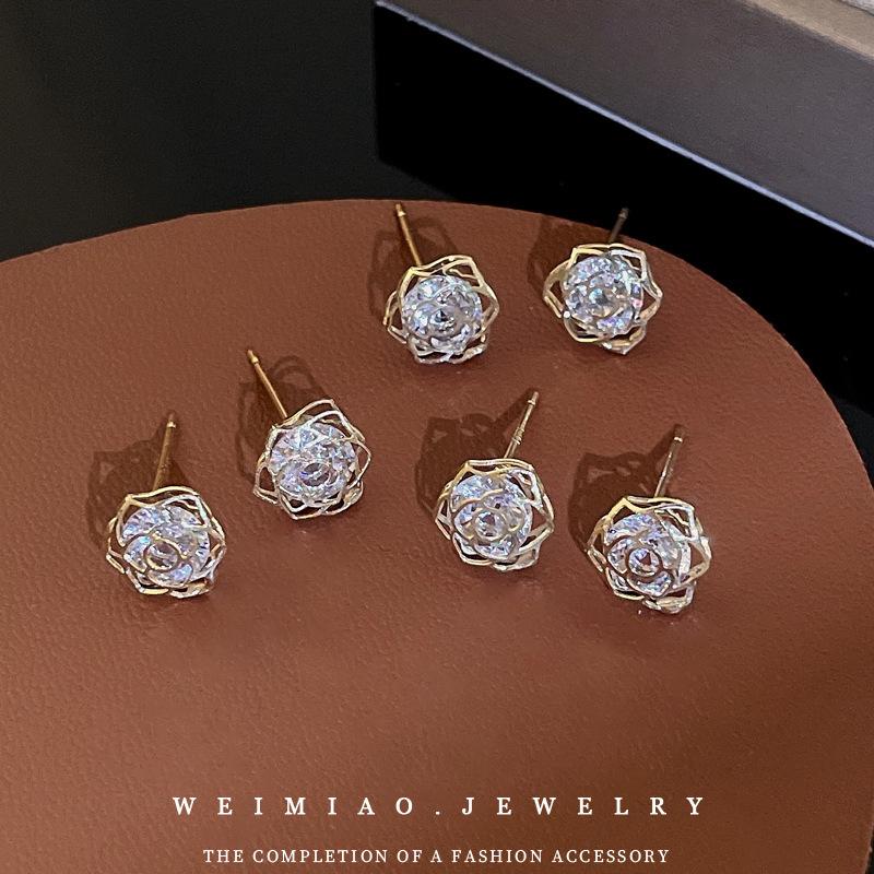 

Набор из 6 предметов с серебряными иглами из полых розовых серег с цирконием из Японии и Южной Кореи. Маленькие и изысканные серьги в Instagram со стильными серьгами. 1#