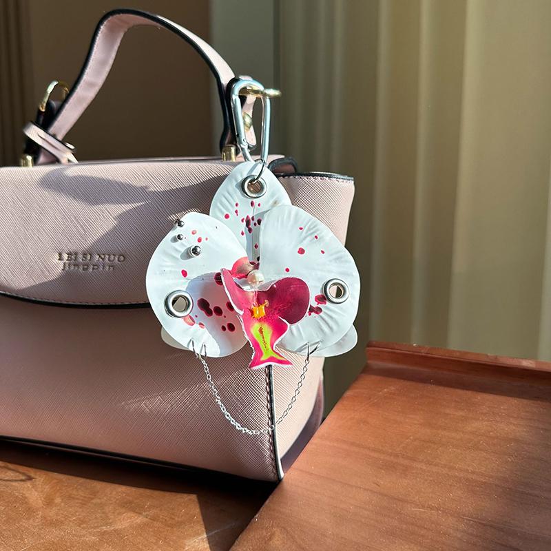 Kreativ Simulering Blomsterveske Anheng Utsøkt Phalaenopsis Orkide Lilje Nøkkelring Ryggsekk Dekorasjonstilbehør Gaver