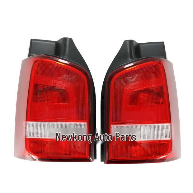 Compatible with Volkswagen Transporter, Multivan, Maitwei T5/T6, Caravelle (2003-2015) rear taillight.