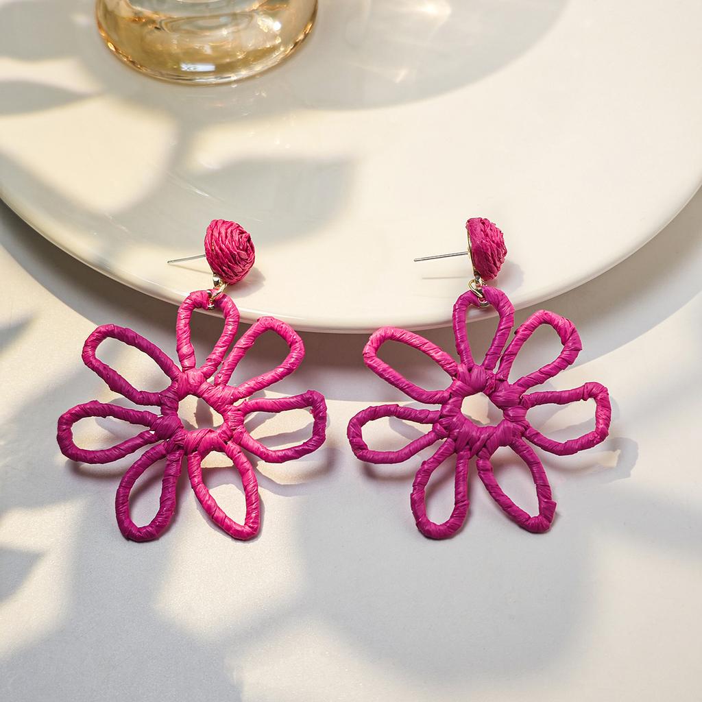 Straw Exaggerated Dopamine Flower Hand-Woven Earrings Holiday Seaside Fresh Fashion Ear Jewelry