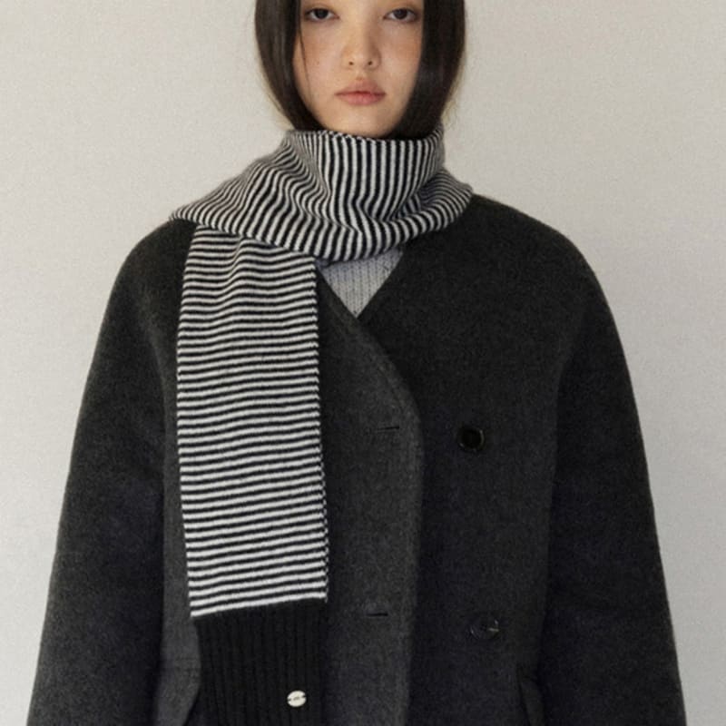 

ANDNEEDS Cashmere knit muffler (black) FREE