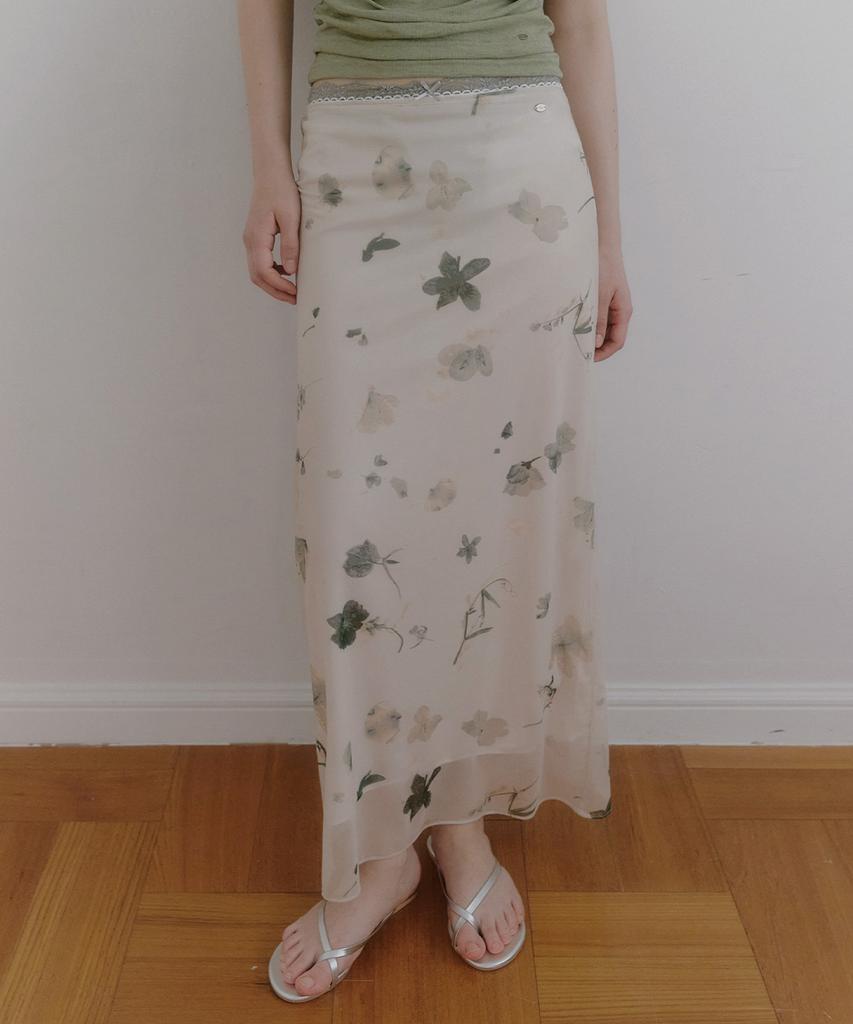 Teuwi Port Flower Mesh Banding Long Skirt