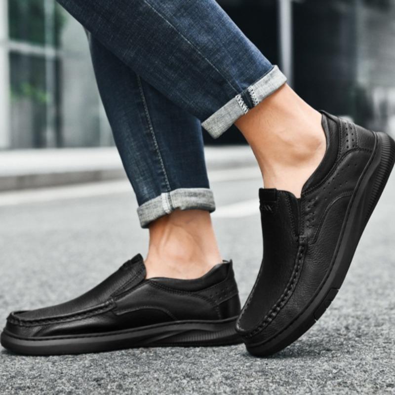 Handmade Cowhide Men's Loafers Luxury Business Casual Leather Shoes Genuine Leather Dress Shoes for Men Soft Sole Driving Shoes