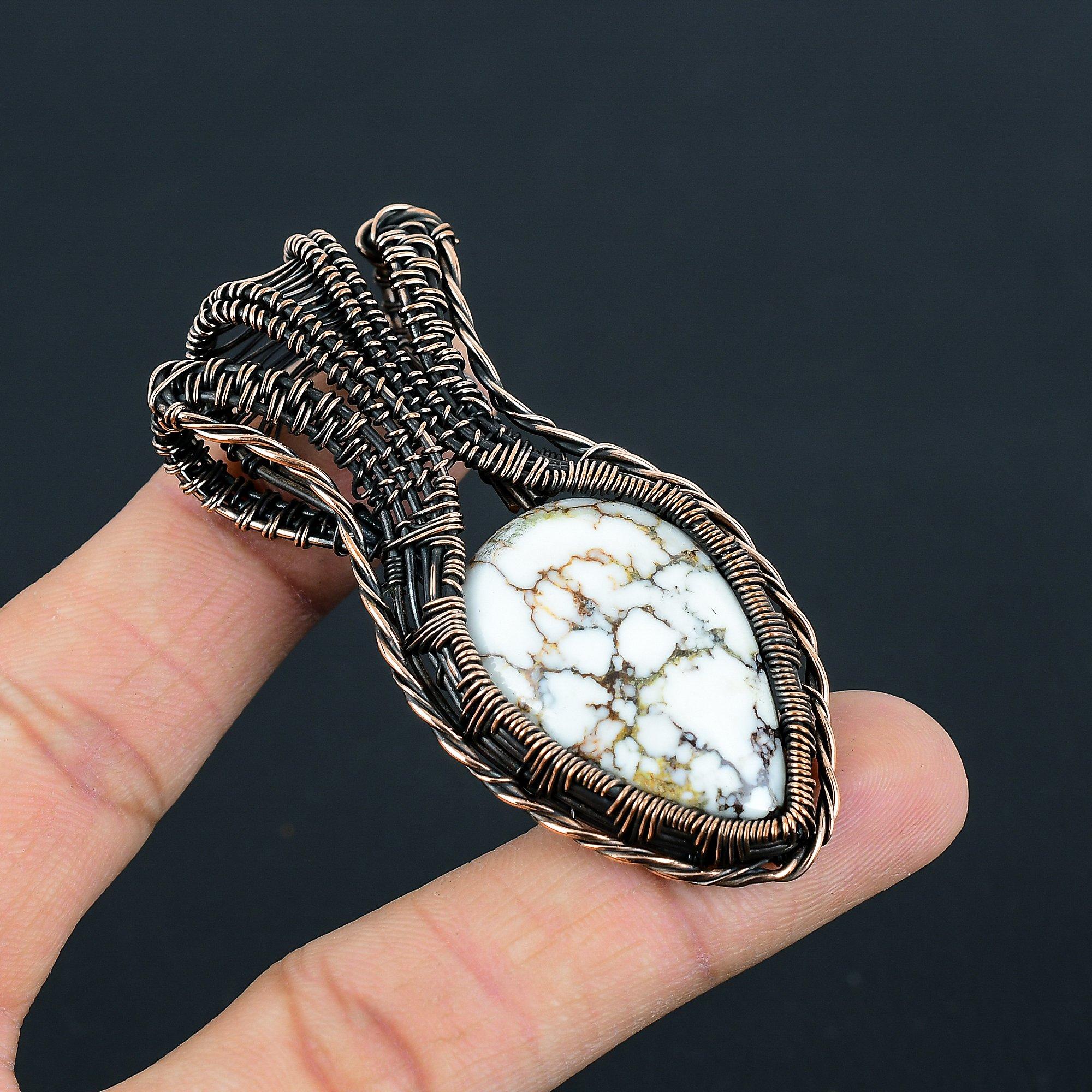 

Подвеска из чистой медной проволоки ручной работы с драгоценным камнем дикой лошади для свадебного подарка 2.76 Inches белый