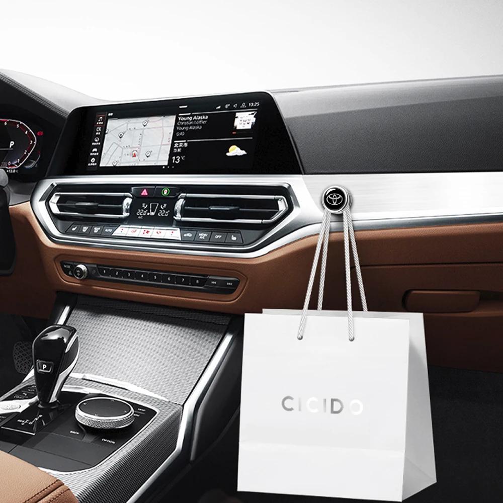 Automobilio kabliukai Salono laikiklis Rankinėms Krepšiams Organizatorius Pakaba Toyota Chr Corolla Camry Rav4 Yaris Hilux Prado Verso Crown