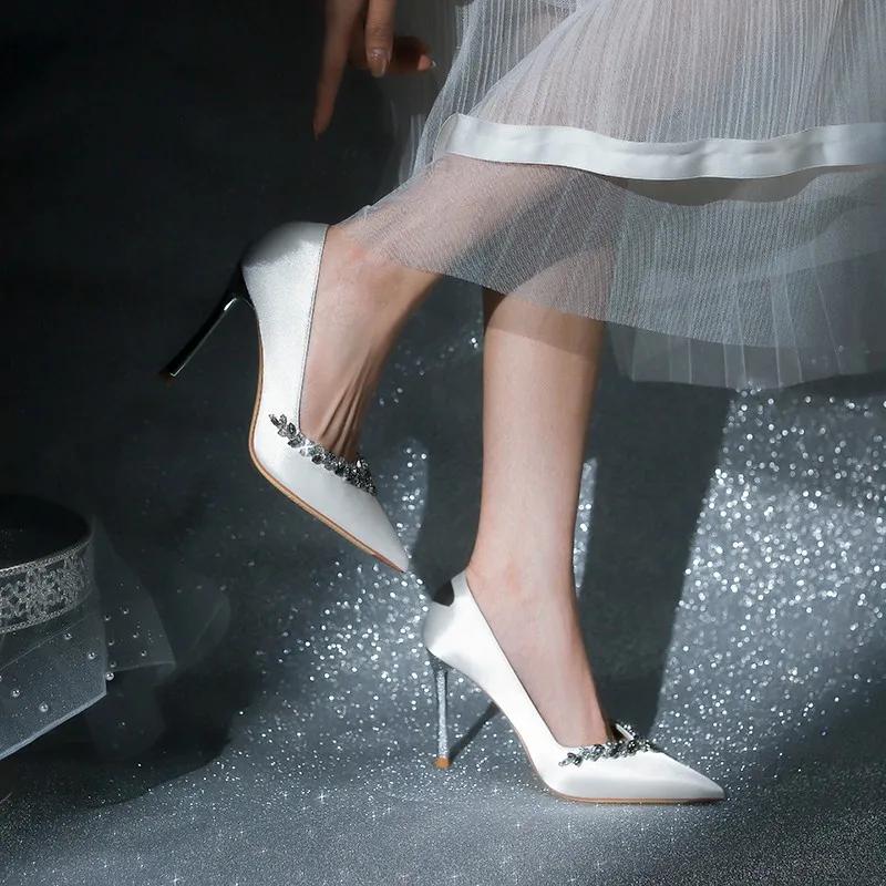 Women's Heel Shoes Autumn New Pointed Head Shallow Mouth Diamond-buckle Non-slip High-heel Low-top Shoes