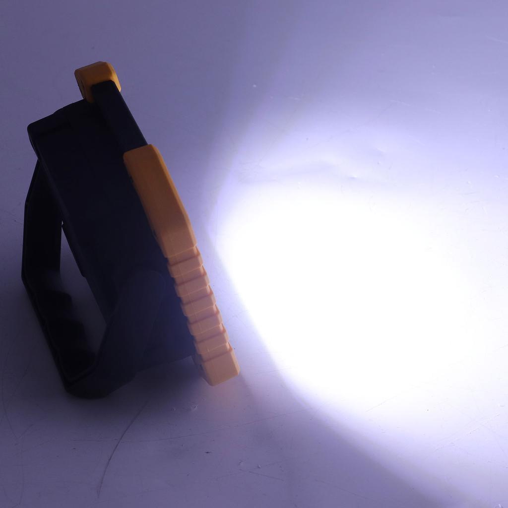 COB Work Light USB Rechargeable IP66 Waterproof Portable Work Light with Rotating Bracket for Car Maintenance Camping