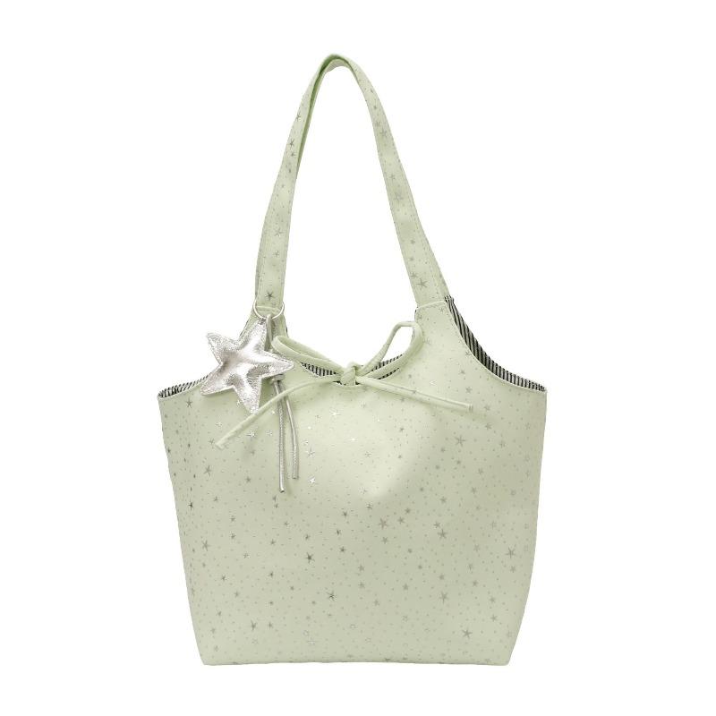 Fresh stars, fashionable and casual personality, large capacity, simple texture, spring new women's shoulder tote bag