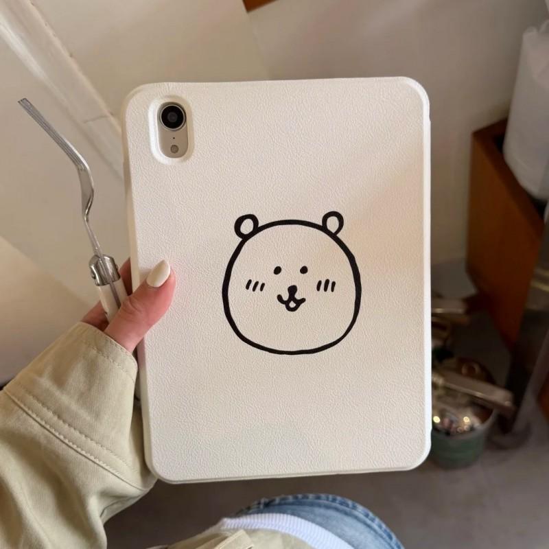 Cartoon Bear IPad Case With Pen Slot Magnetic 10th Gen 10.2 11 Air Pro 13 Lightweight Acrylic Cover