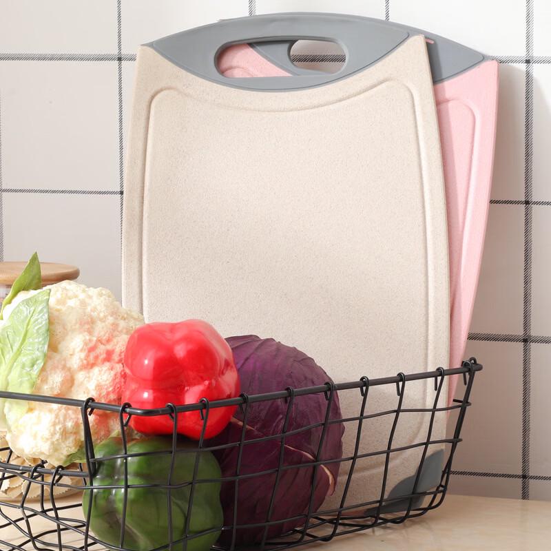 Wutuo Irregular Plastic Cutting Board