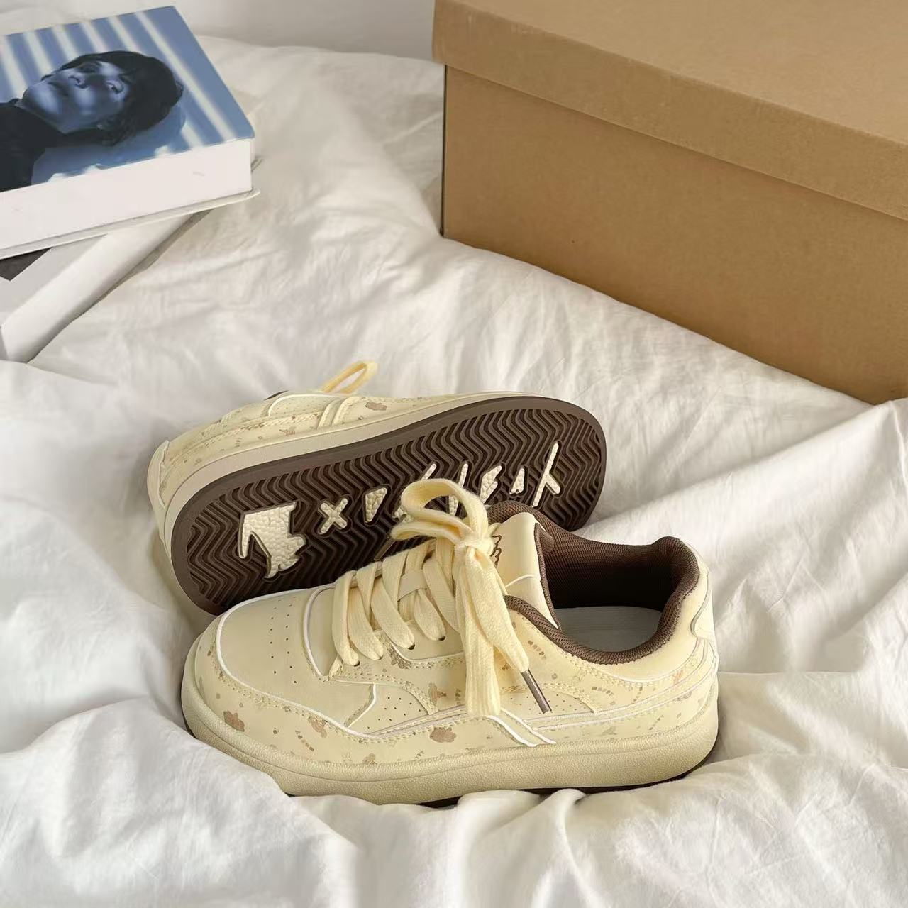 

Нишевый дизайн милые осенние новые легкие студенческие туфли для морально-нравственного воспитания 35【foot length 22.5cm】 жёлтый