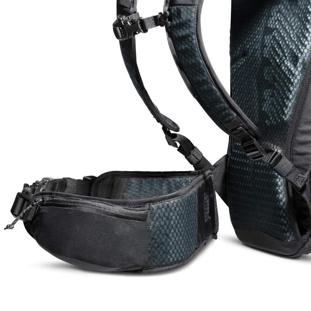 Mammut Lithium 20 Black Backpack, 2530-03172,