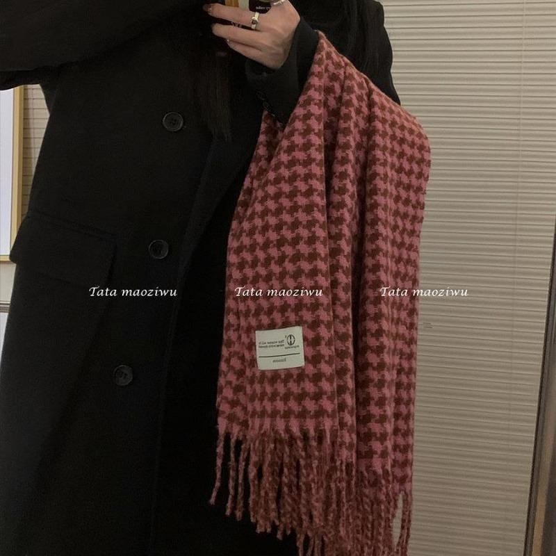 Retro plaid contrasting scarf women's winter warmth couple knitted scarf fringed shawl dual-purpose tide