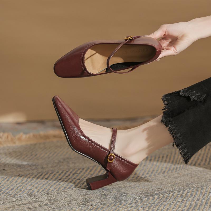 Sheepskin version French retro black high heels 2025 spring word with commuter work thick heel Mary Jane shoes