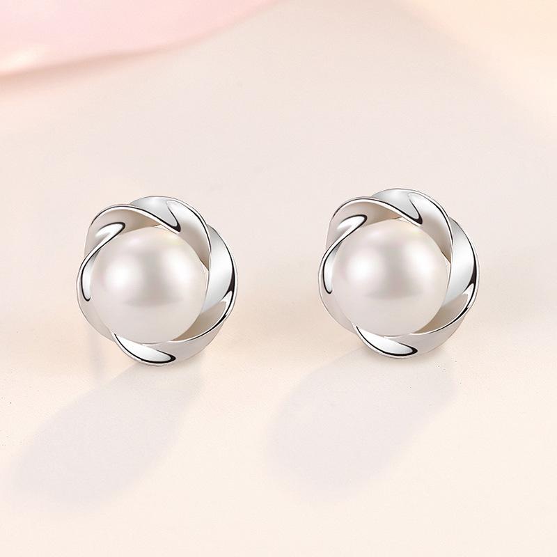 

6.0 Pearl earrings Simple temperament pearl earrings single freshwater pearl earrings
