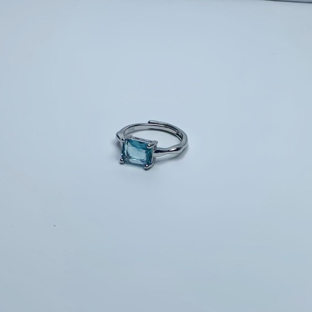 Elegant Blue Zircon Square Ring In French Light Luxury Style