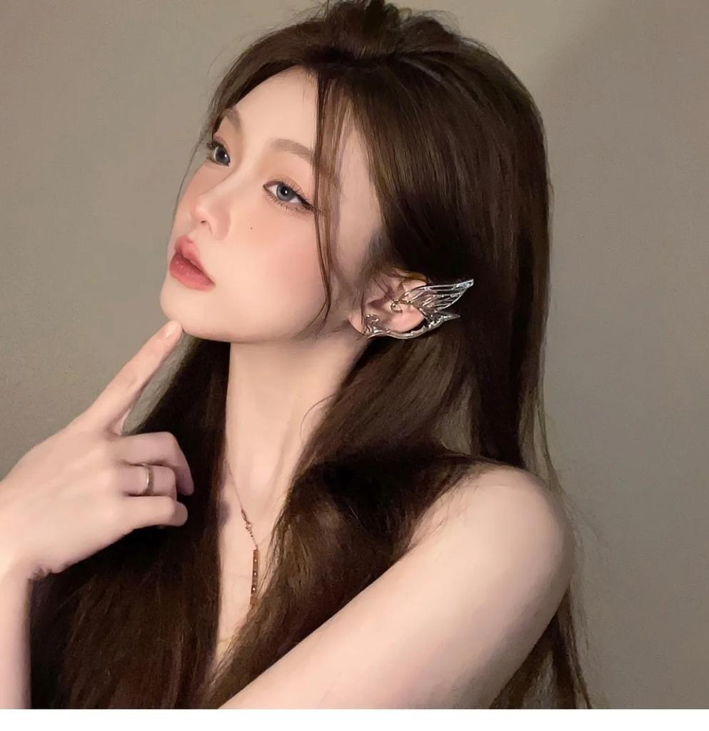 New Butterfly Wings Ear Cuffs Stud Integrated Ear Bone Clip Earring Ear Hanging Fashion Retro Design Elf Jewelry Accessories