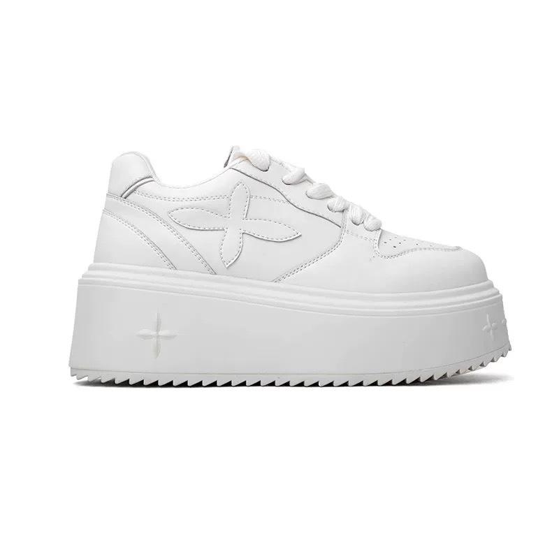 Baskets compensées à plateforme lacées polyvalentes pour femmes, été, nouvelle mode, décontractées, chaussures de skate
