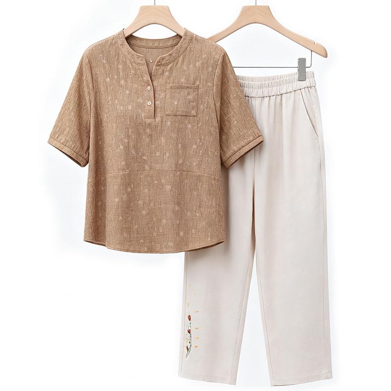 Women's Plus Size Polka Dot 2-Piece Outfit, Henley Neck Top & Embroidery Pants (3XL-7XL)