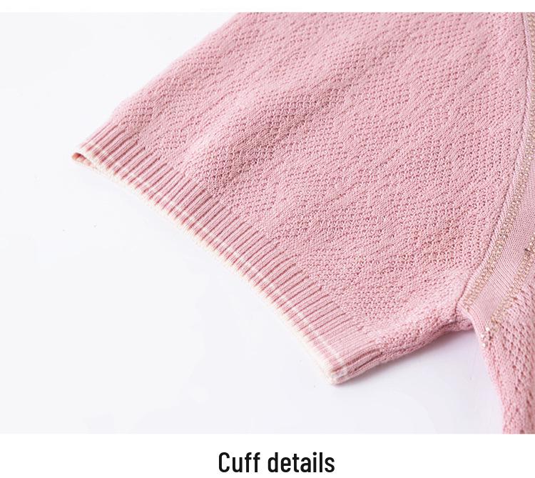 Women's Light Luxury V-Neck Ice Silk T-Shirt: This Short-sleeved, Mulberry Silk Knit Top Is Popular for Middle-aged Mothers This Summer.