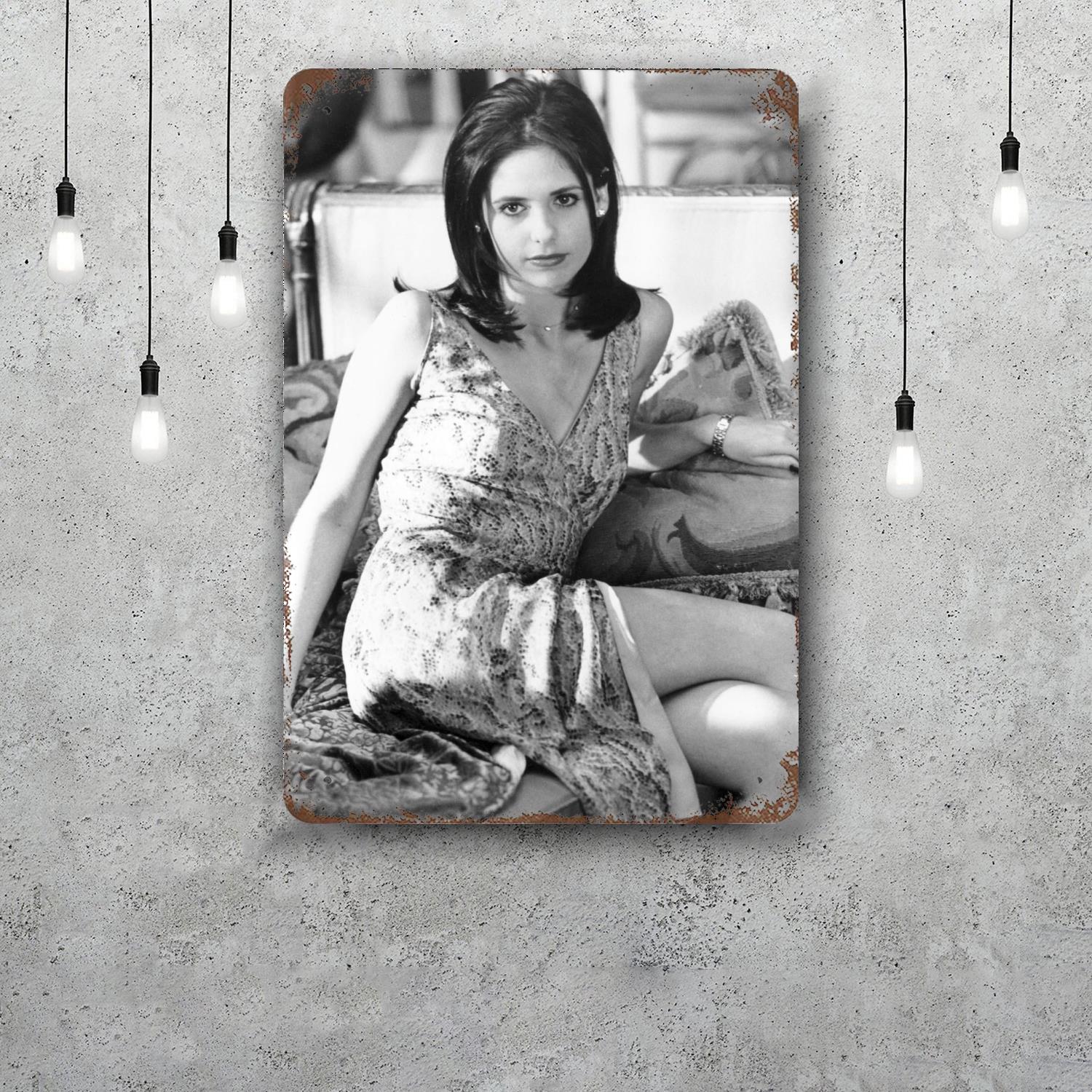 

cruel intentions Funny Bar Metal Sign Retro Plaque Vintage Sign Alcohol Drinker Pub Club Man Cave Kitchen Wall Decoration 20x30cm（7.8x11.8inch）
