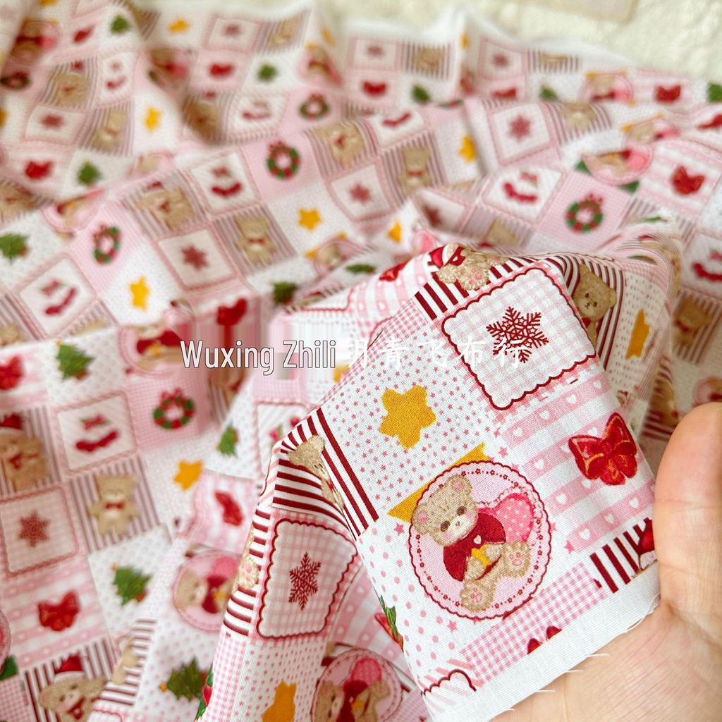 100% Cotton Digital Print Christmas Little Panda Fabric for Clothing and DIY