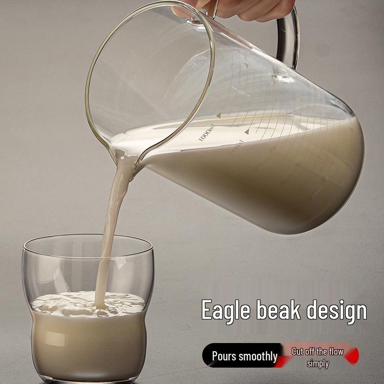 High-Temperature Resistant Glass Measuring Cup with Handle, for Baking, Milk, Juice, or Water.