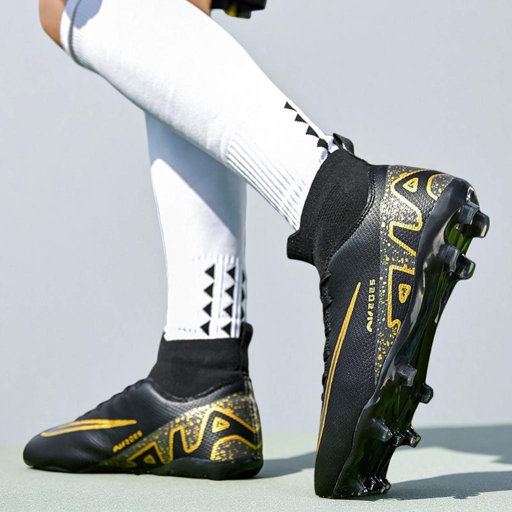 Men Outdoor Football Shoes Turf Football Field Indoor Fast Boots Society Cleats Soccer Shoes Professional Sneaker High Quality