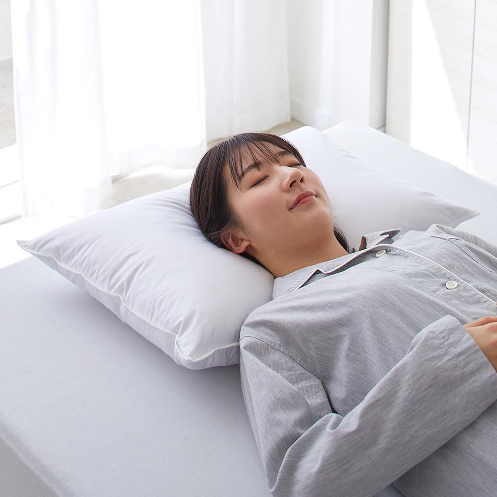 Showa Nishikawa Down Pillow, 85% Feather, 15% Down, 100% Cotton Cover, Approx. 63 X 43cm, with Moderate Elasticity and Sinking for Firm Head Support