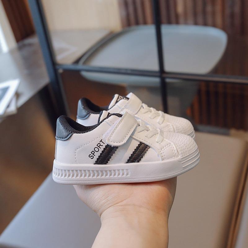 Unisex Kids' Casual Sneakers, Versatile Spring/Autumn Baby Walking Shoes, Children's Kindergarten White Shoes & Infant Footwear.