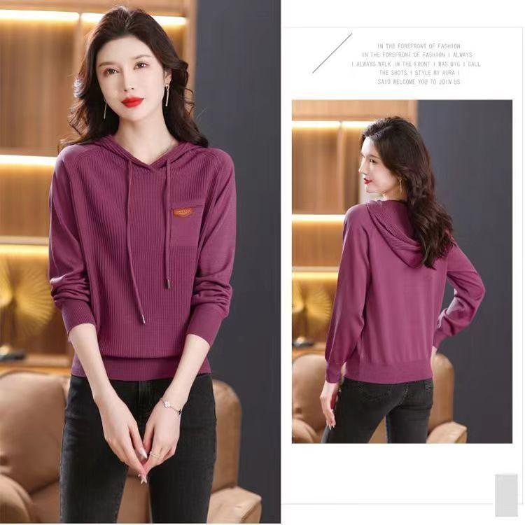 Women's Pullover Hoodie Loose Age-reducing Sweater Long-sleeved Versatile Top