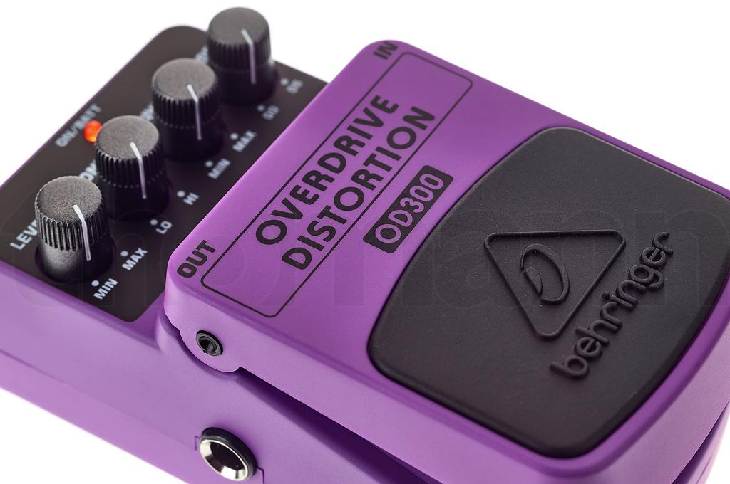 BEHRINGER OVERDRIVE/DISTORTION OD300 Distortion Effects Pedal